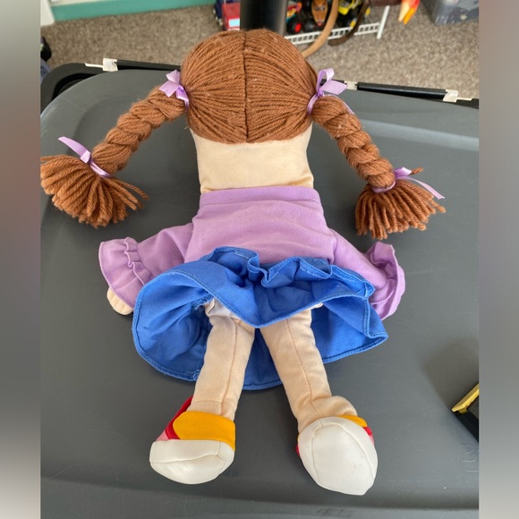 Silly Puppets Amy Peach Girl Full Body Ventriloquist Style Puppet 15” - Picture 5 of 7